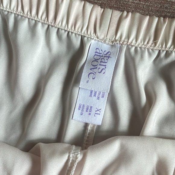 Stars Above Pale Pink Leopard Print Satin Pajama Set - Picture 6 of 12